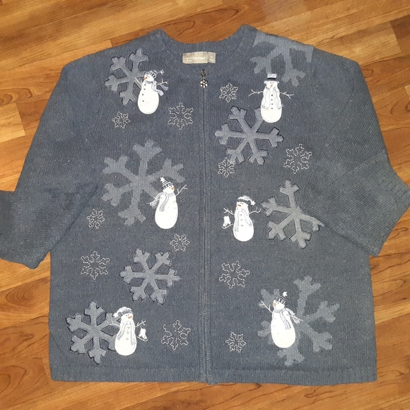 croft & barrow Sweaters - Gray Snowman Sweater / Cardigan